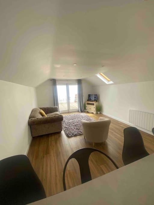 Truro City Escape Exterior foto