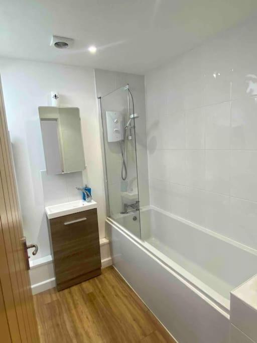 Truro City Escape Exterior foto